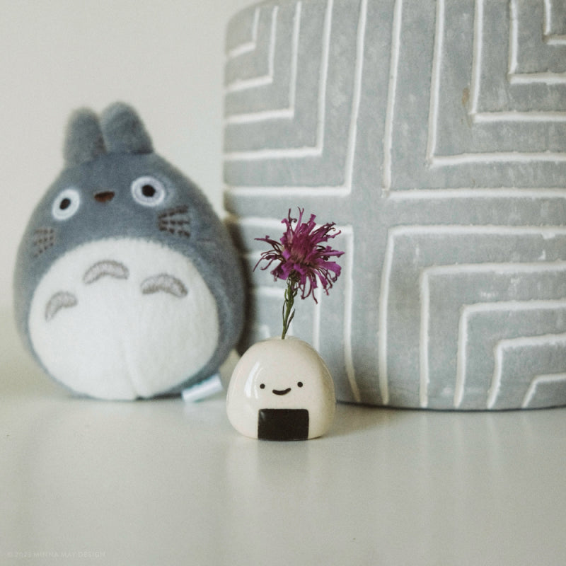 Ceramic Onigiri Mini Bud Vase